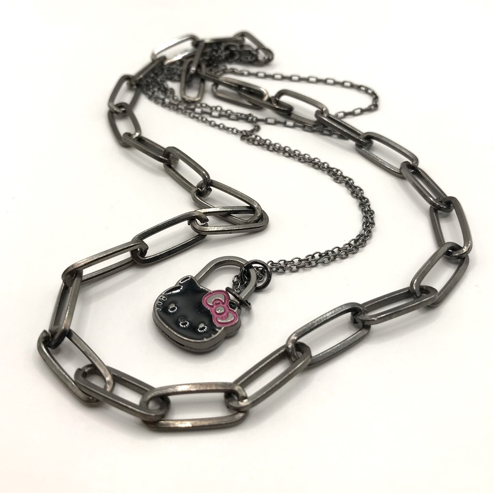 Sanrio Black And Pink Triple Layered Hello Kitty Pendant Necklace 18$